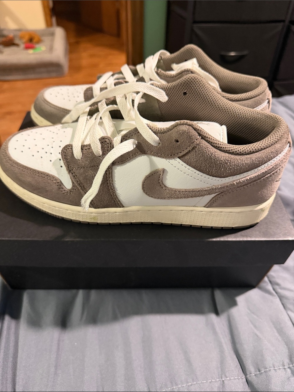 Jordan Kids Low-Top Sneakers in White and Brown Suede